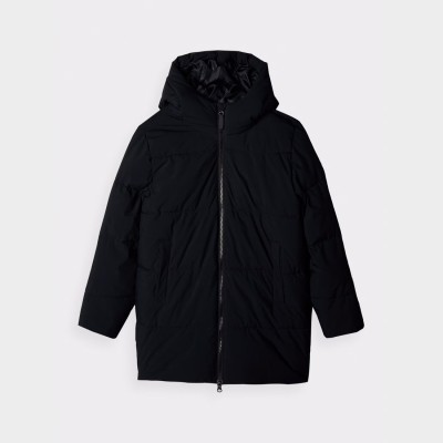 Kurtka puchowa chłopieca 4f czarna