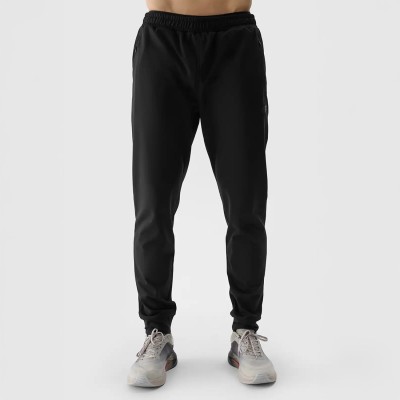 Spodnie treningowe męskie 4F – komfortowe i elastyczne na trening