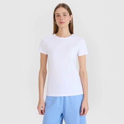 BIAŁY T-shirt damski slim – wygodny i stylowy na co dzień