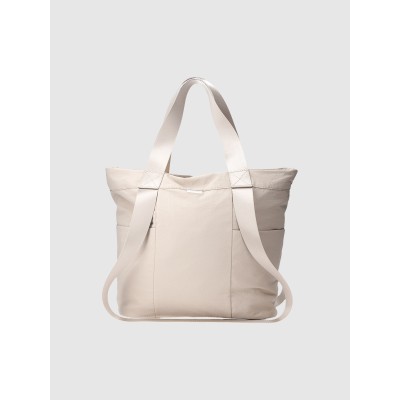 Beżowa Torba na ramię damska 4F – funkcjonalna, z hydrofobową impregnacją i licznymi kieszeniami, idealna na trening i co dzień