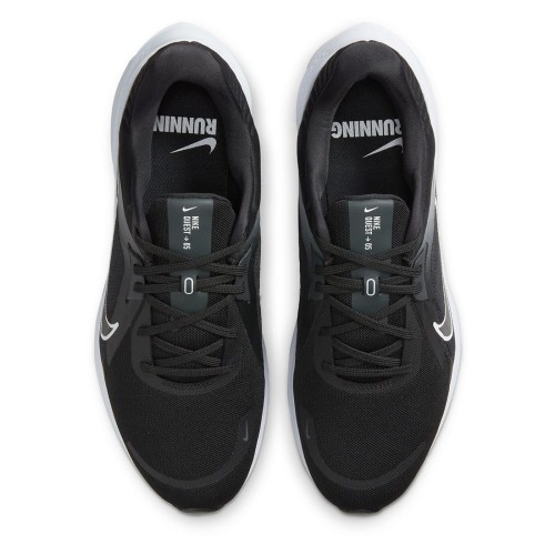 Buty męskie do biegania Nike Quest 5 – amortyzacja i lekka przewiewna cholewka.