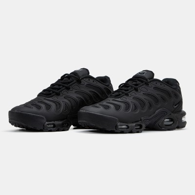 zarne męskie sneakersy Nike Air Max Plus Drift HF0785-001 z poduszką Air i falistymi detalami TPU.