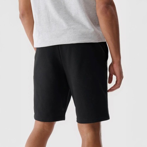 Spodenki dresowe męskie 4F 4FWMM00TSHOM543 – ciemne, regularny krój, dwie kieszenie, sznurek w pasie.