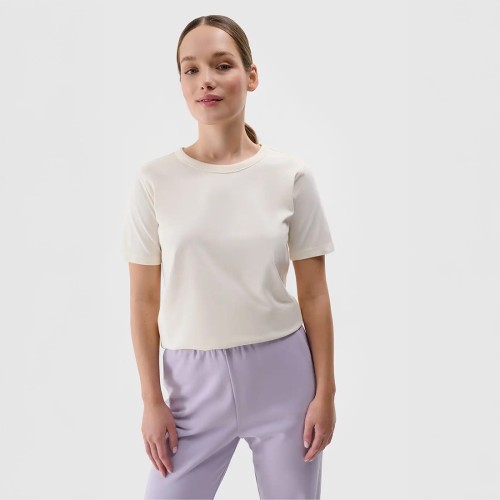 Koszulka damska 4F 4FWSS25TTSHF1991 – regularny krój, bawełniana, krótki rękaw, okrągły dekolt.