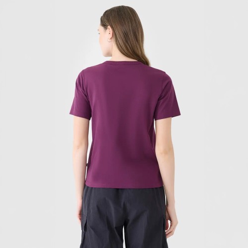 fioletowa Koszulka damska 4F 4FWSS25TTSHF1991 – regularny krój, bawełniana, krótki rękaw, okrągły dekolt.