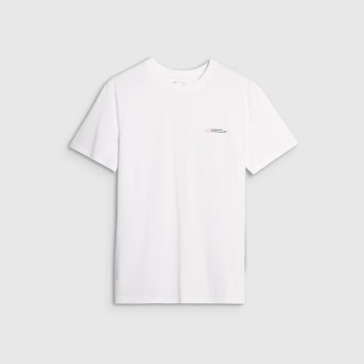 biała Koszulka męska 4F 4FWSS25TTSHM2003 – regularny krój, bawełna organiczna, klasyczny okrągły dekolt.