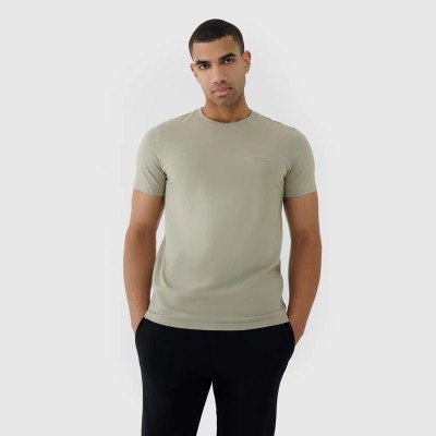 zielona Koszulka męska 4F 4FWSS25TTSHM2003 – regularny krój, bawełna organiczna, klasyczny okrągły dekolt.